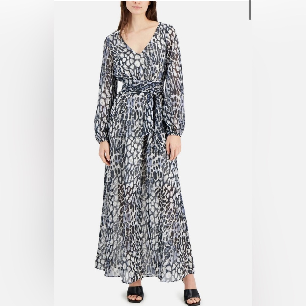 Elegant Grey Patterned Maxi Dress